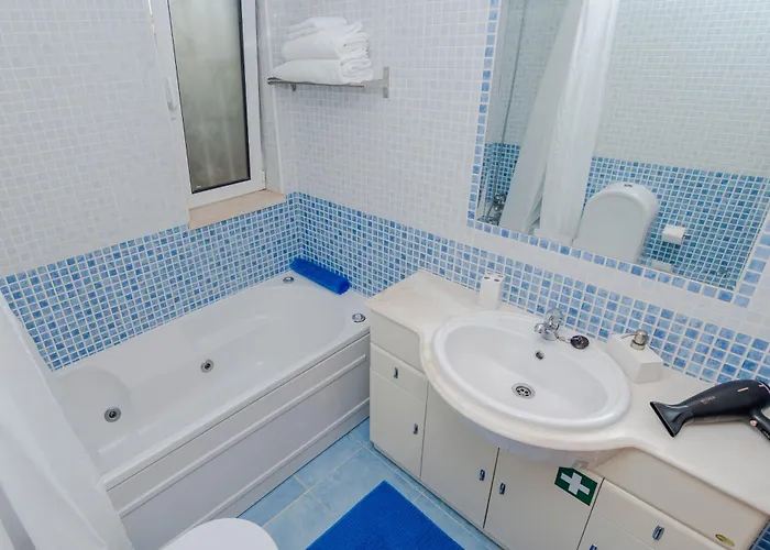 アパート O Mar *